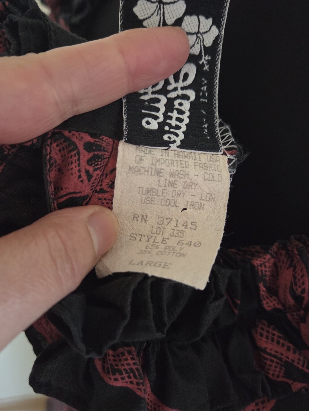 Hilo Hattie Vtg. Black Maxi Dress with Floral Print Size Large Tropical Vacation - Picture 7 of 7